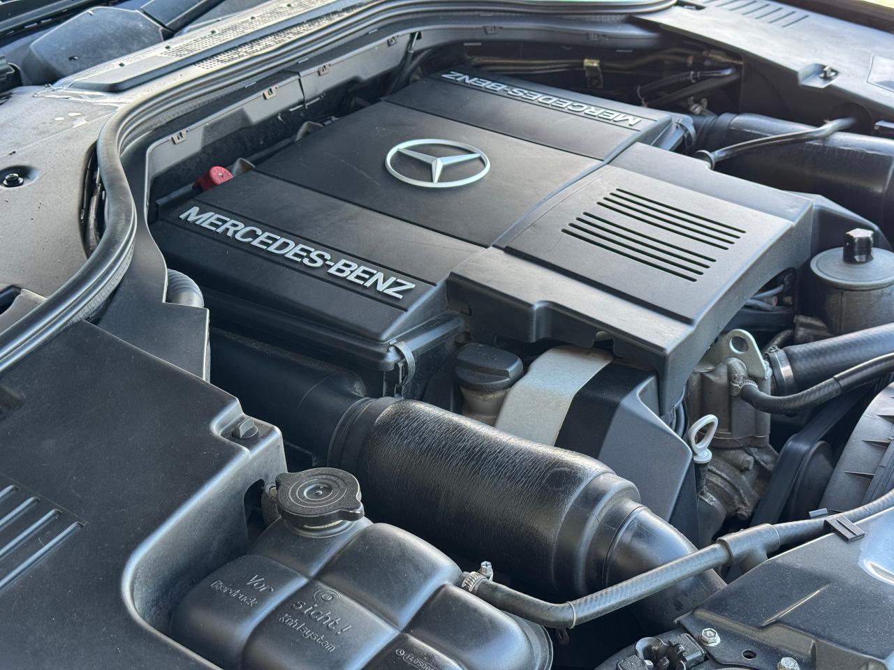 1993 Mercedes-Benz S-Class 500SEL **SUPER LOW KM'S** - Photo #41