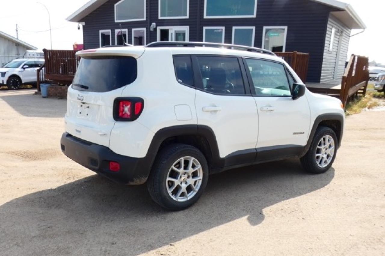 2023 Jeep Renegade North 4x4 w/Htd cloth, BUC - Photo #6