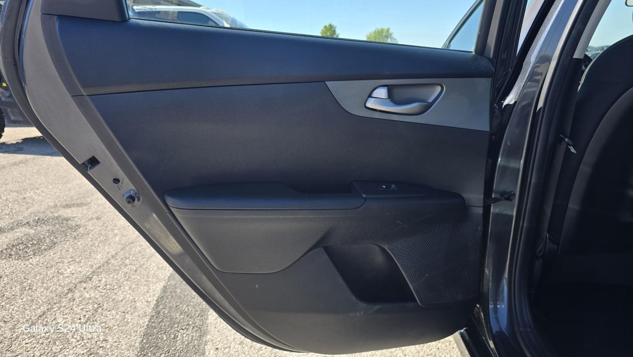 2019 Kia Forte LX - Photo #19