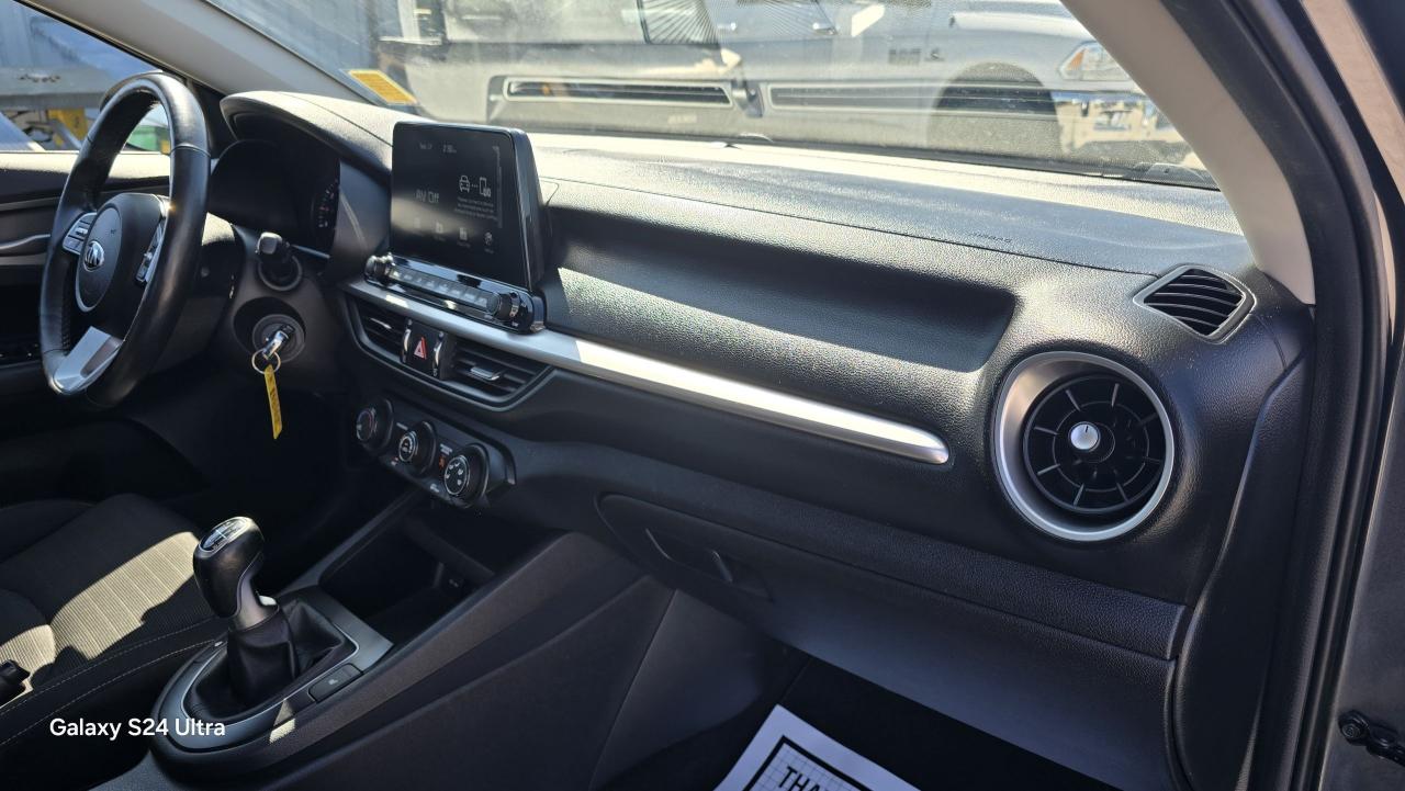 2019 Kia Forte LX - Photo #11