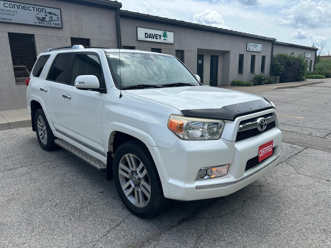 2011 Toyota 4Runner SR5 PREMIUM..4WD..V6..NO ACCIDENTS..CERTIFIED ! Photo2