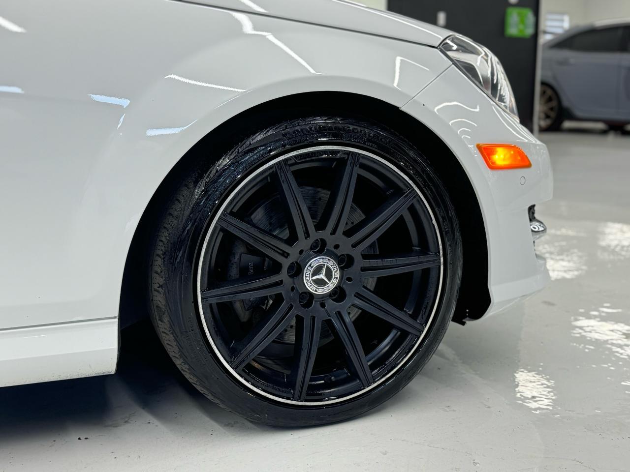 2015 Mercedes-Benz C 350 AMG PKG|COUPE|4MATIC|NAV|BACKUP|FCW|LKA|HK SOUND| - Photo #3