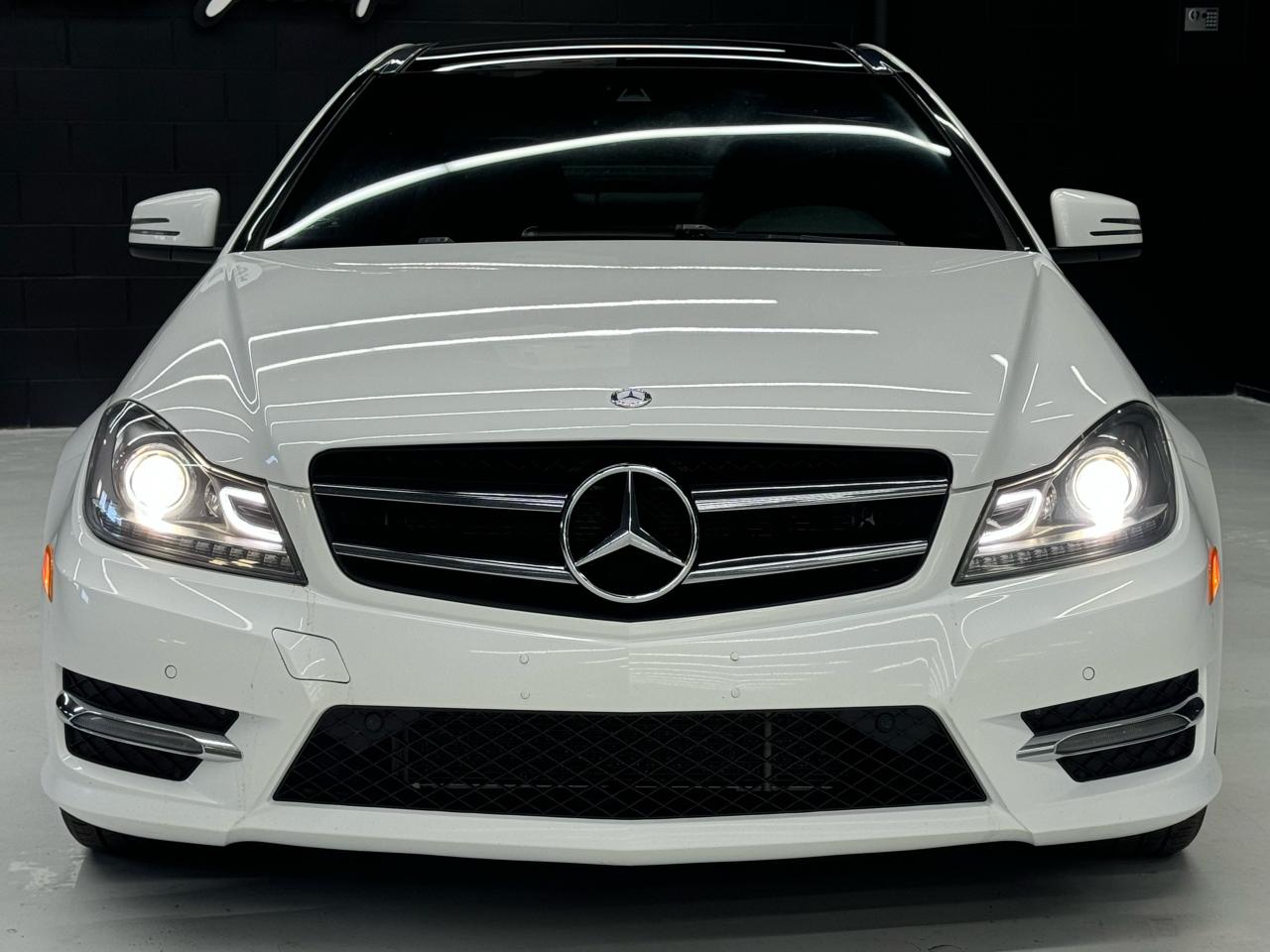 2015 Mercedes-Benz C 350 AMG PKG|COUPE|4MATIC|NAV|BACKUP|FCW|LKA|HK SOUND| - Photo #2