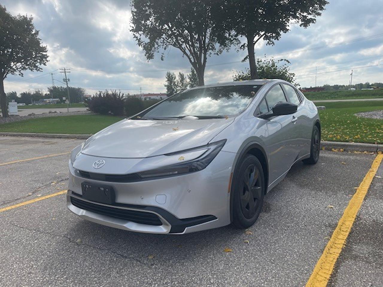 2026 Toyota Prius Prime SE PLUG IN Photo0