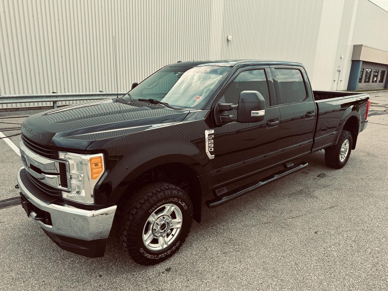 2017 Ford SUPER DUTY F-250 SRW SUPER CREW XLT 8 FT BOX 4WD Photo3