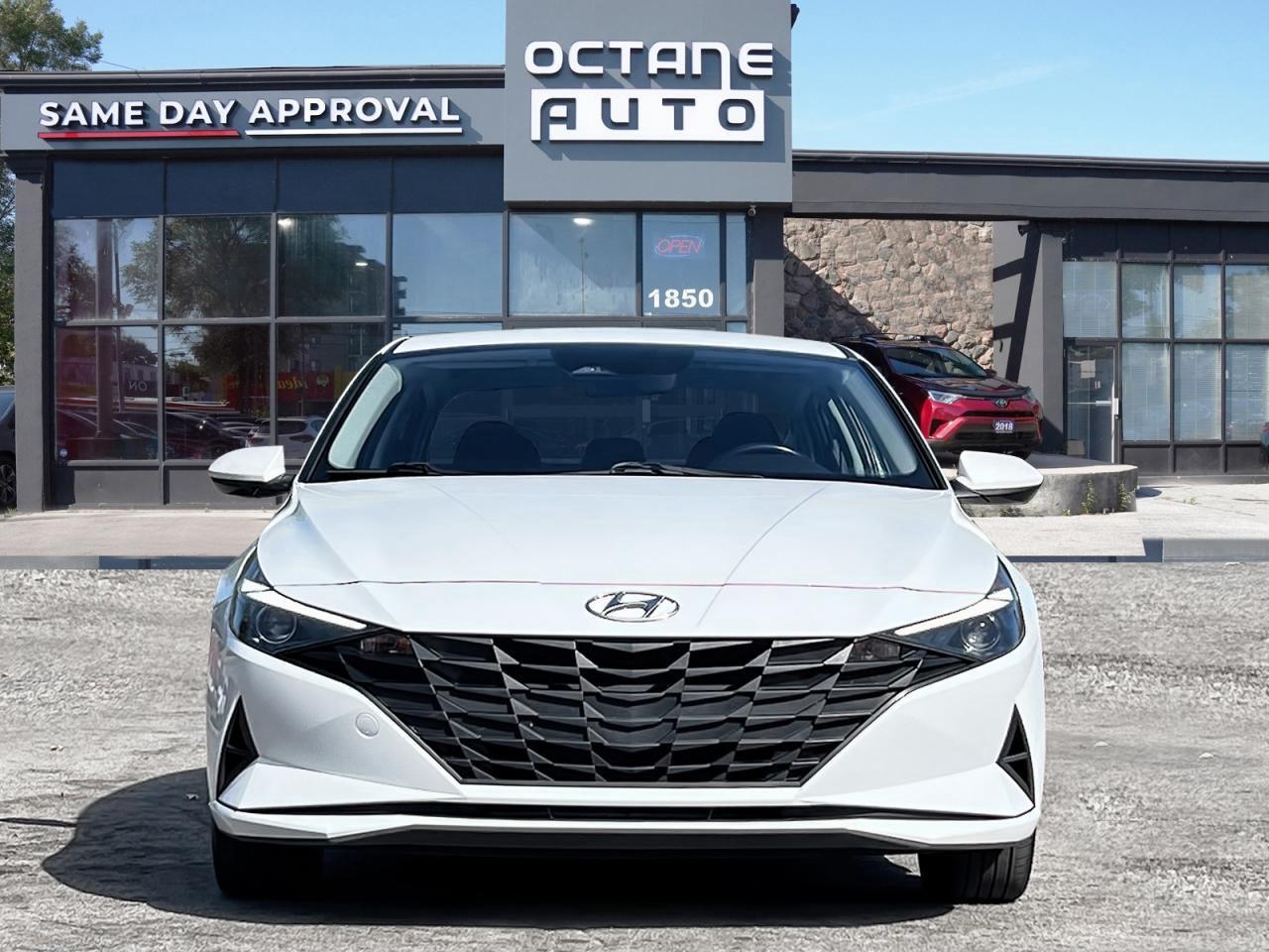 2021 Hyundai Elantra Preferred IVT Photo