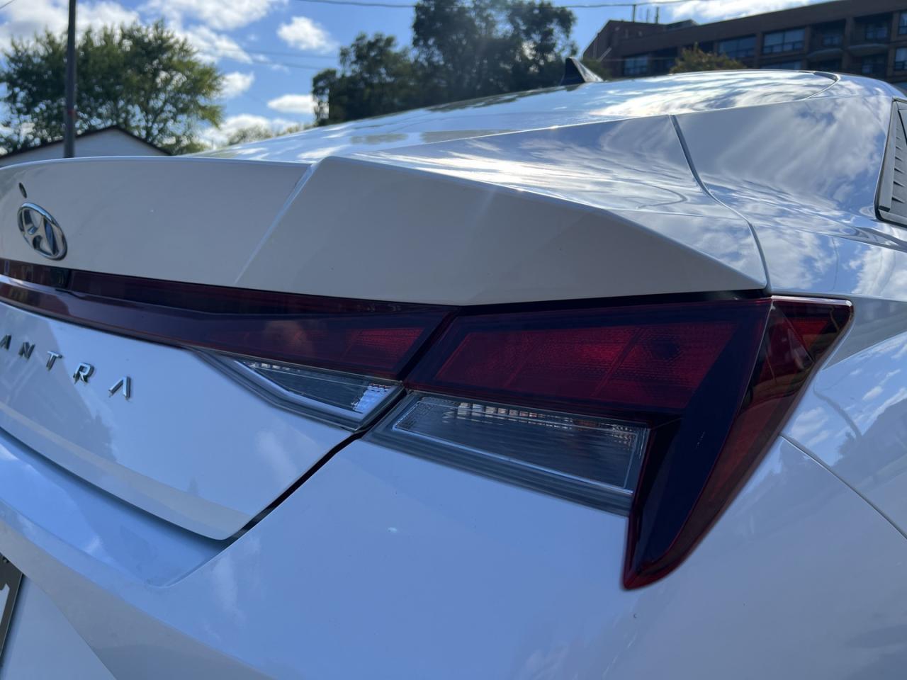 2021 Hyundai Elantra Preferred IVT Photo