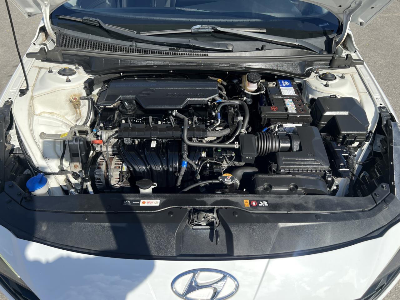 2021 Hyundai Elantra Preferred IVT Photo