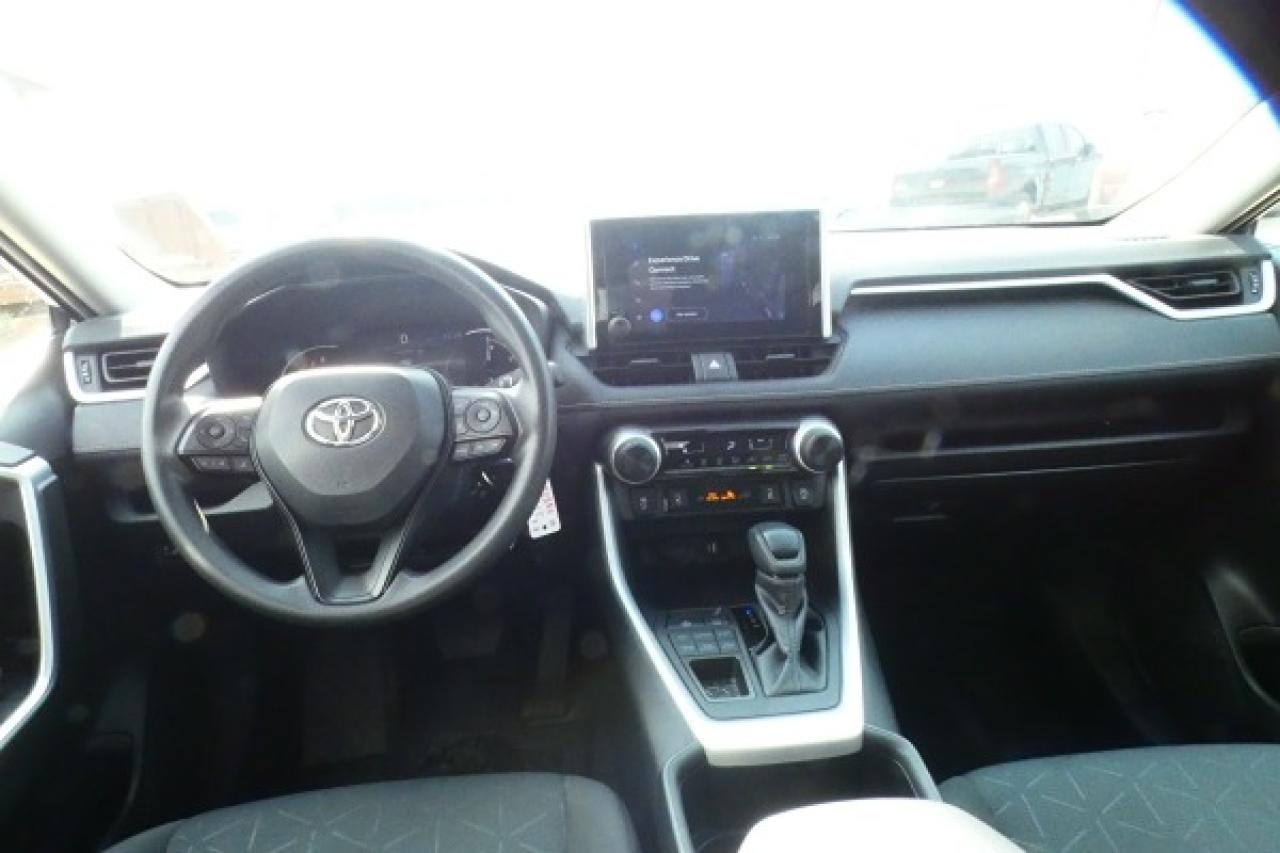 2024 Toyota RAV4 LE AWD w/Htd cloth, BUC - Photo #12