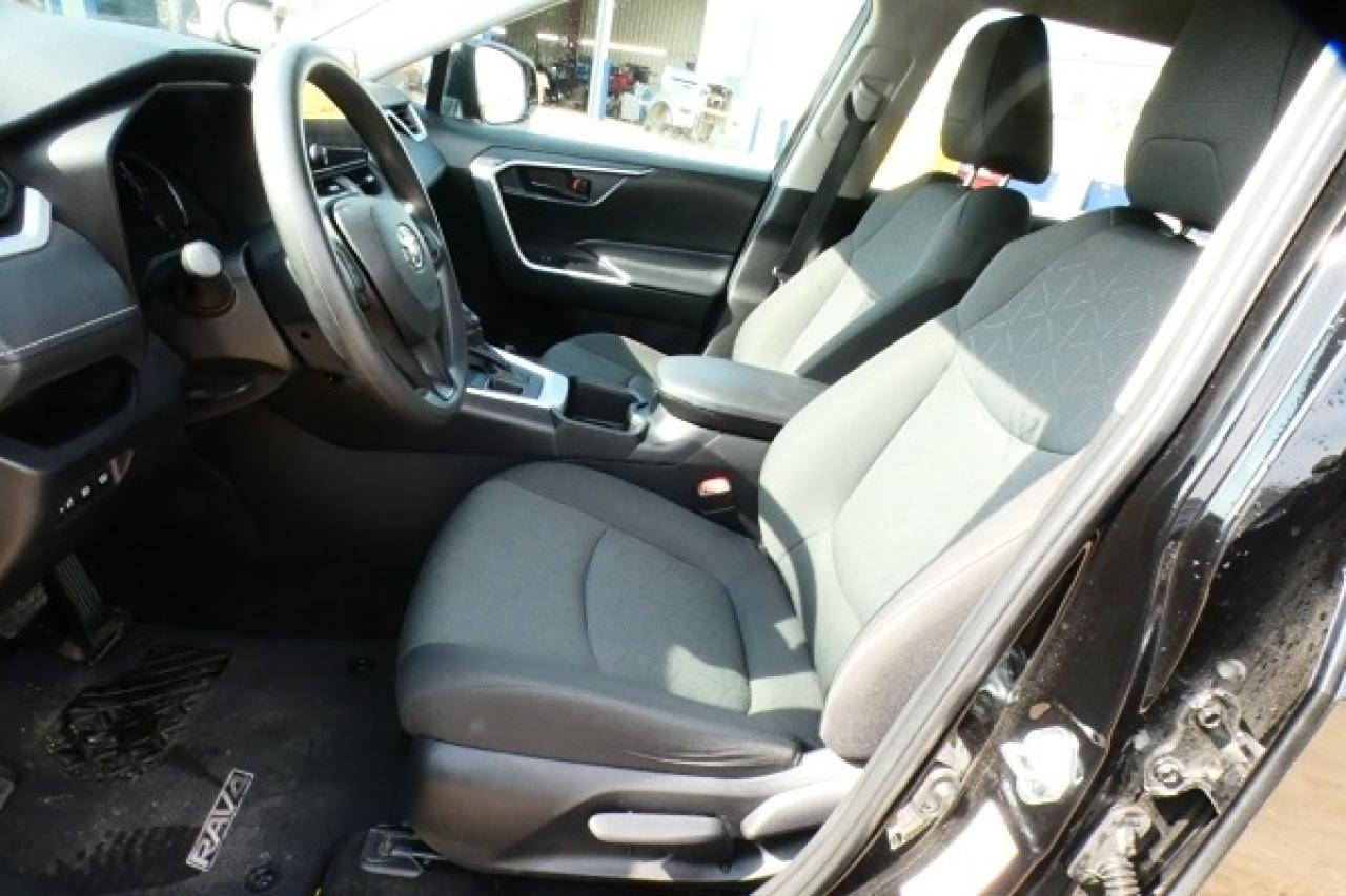 2024 Toyota RAV4 LE AWD w/Htd cloth, BUC - Photo #11