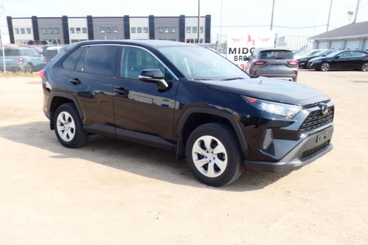 2024 Toyota RAV4 LE AWD w/Htd cloth, BUC - Photo #4