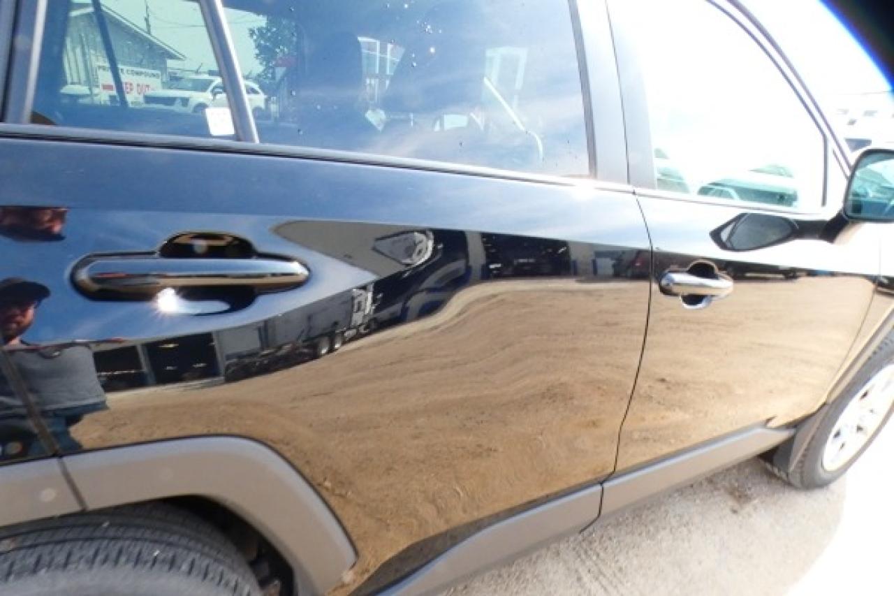 2024 Toyota RAV4 LE AWD w/Htd cloth, BUC - Photo #33