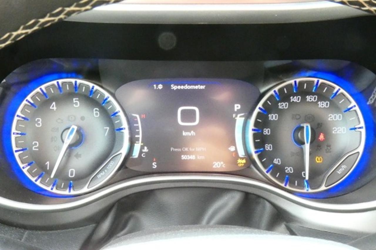 2024 Chrysler Pacifica Touring-L FWD w/Htd Leather, BUC - Photo #13