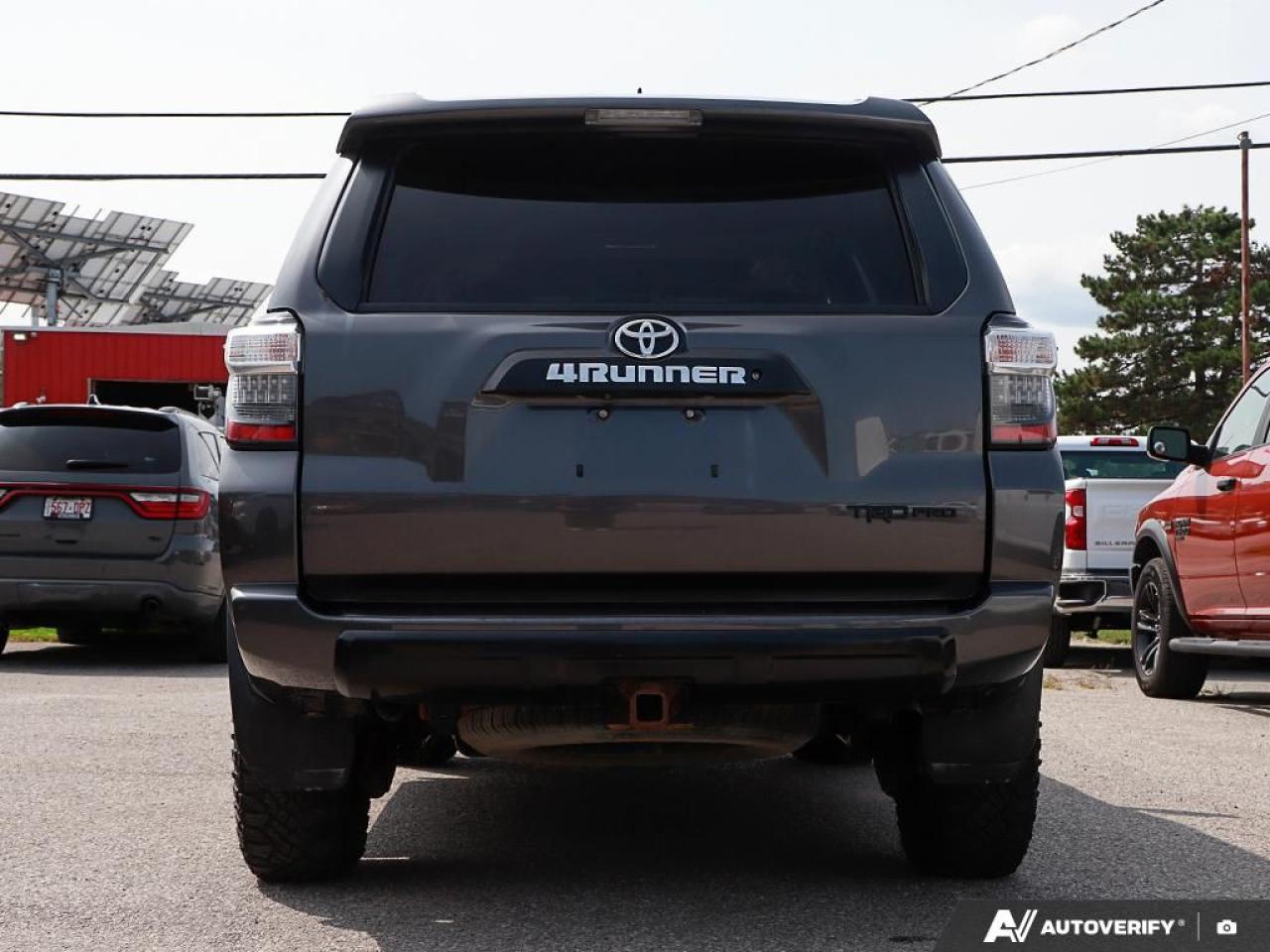 2017 Toyota 4Runner SR5,TRD PRO,4X4,R/V CAM,NAVI,LEATHER INT,SUNROOF Photo4