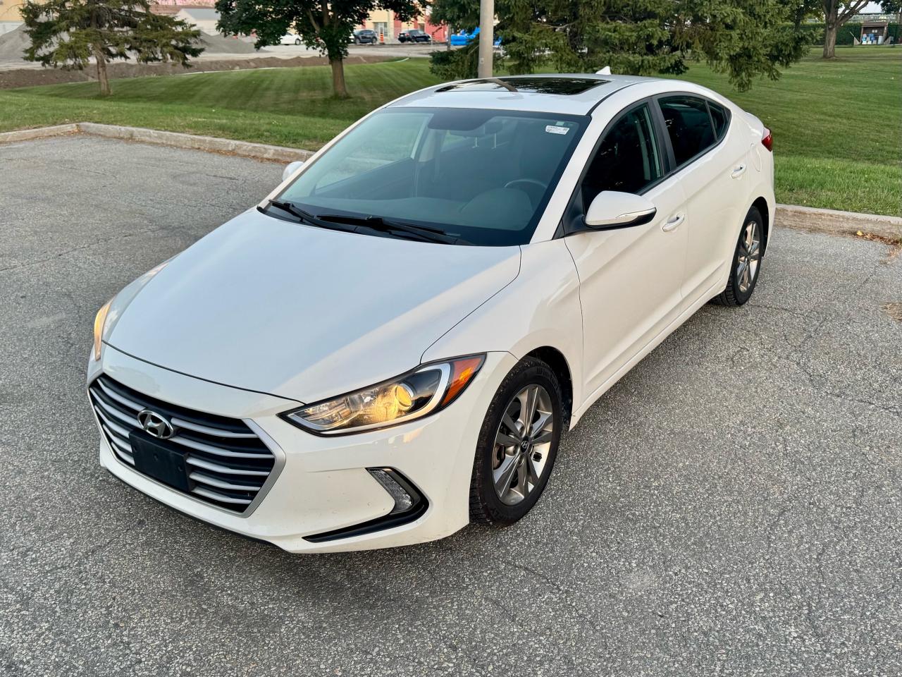 2018 Hyundai Elantra SE / No Accidents / Certified - Photo #3