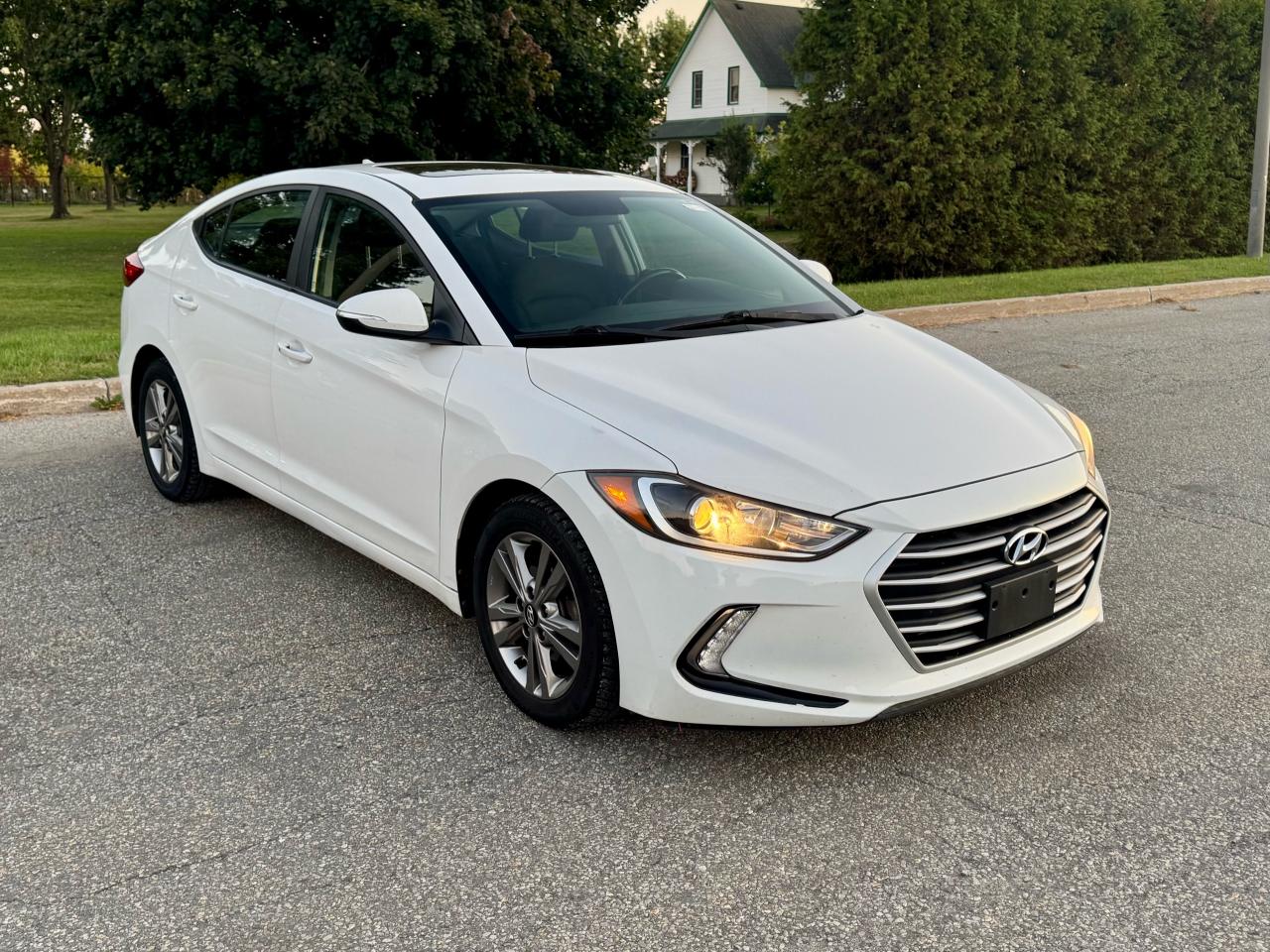 2018 Hyundai Elantra SE / No Accidents / Certified - Photo #18