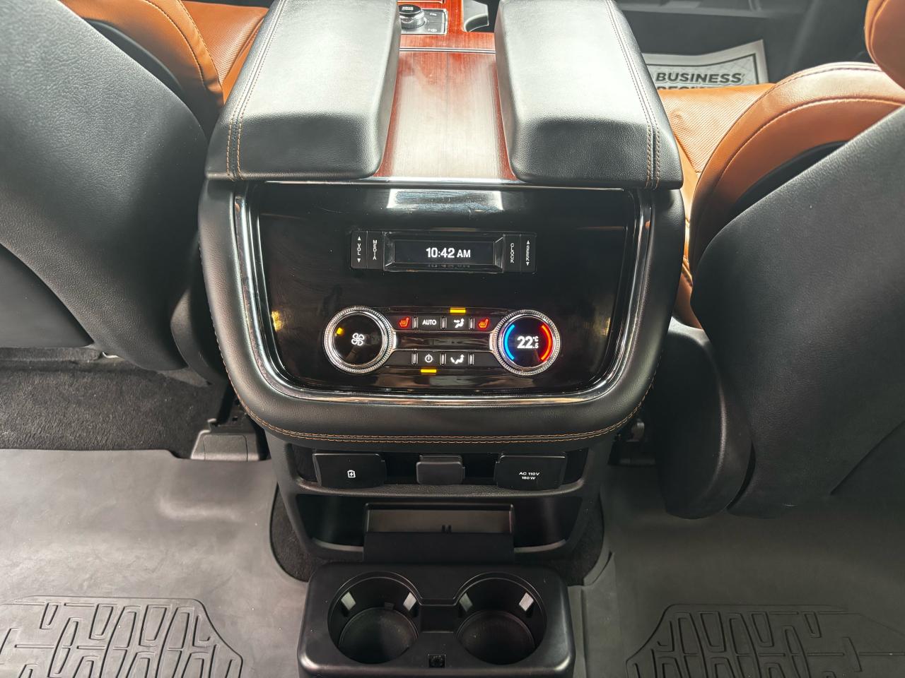 2021 Lincoln Navigator Reserve 4x4 - Photo #5