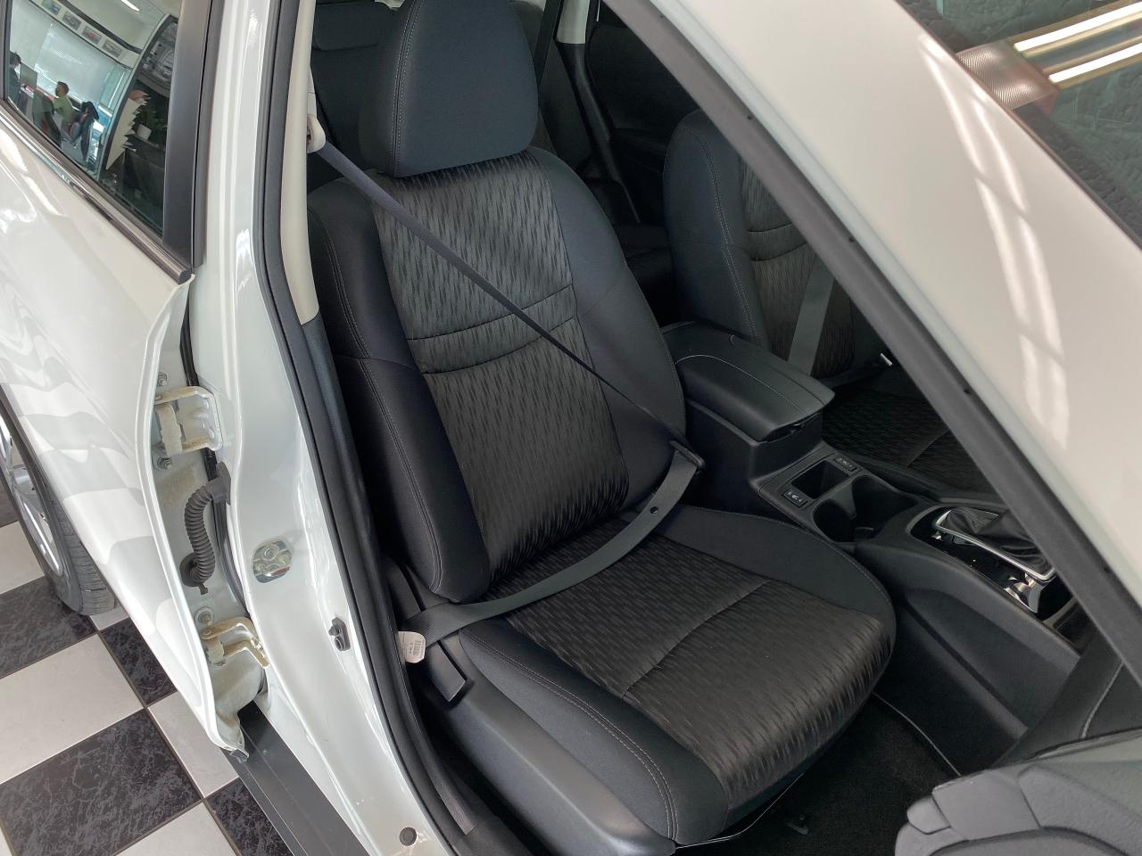 2017 Nissan Rogue SV+New Tires+Brakes+BSM+CLEAN CARFAX - Photo #22