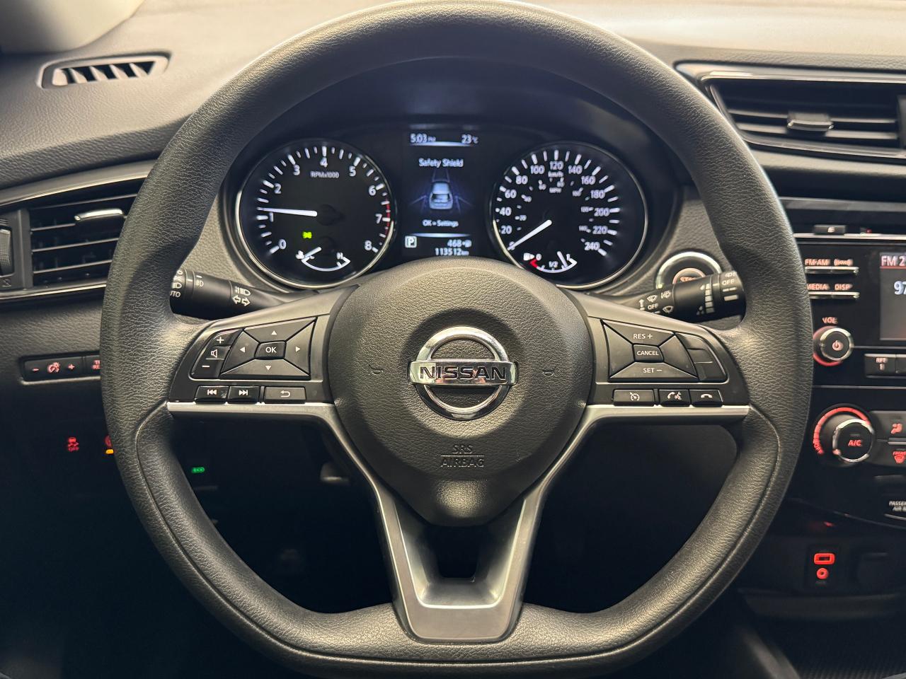 2017 Nissan Rogue SV+New Tires+Brakes+BSM+CLEAN CARFAX - Photo #12
