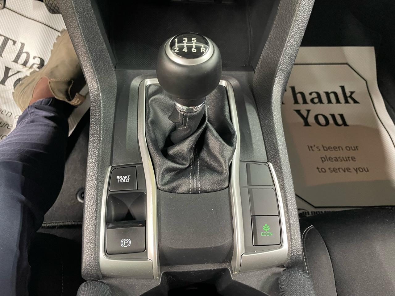 2017 Honda Civic 4dr Man LX Photo16