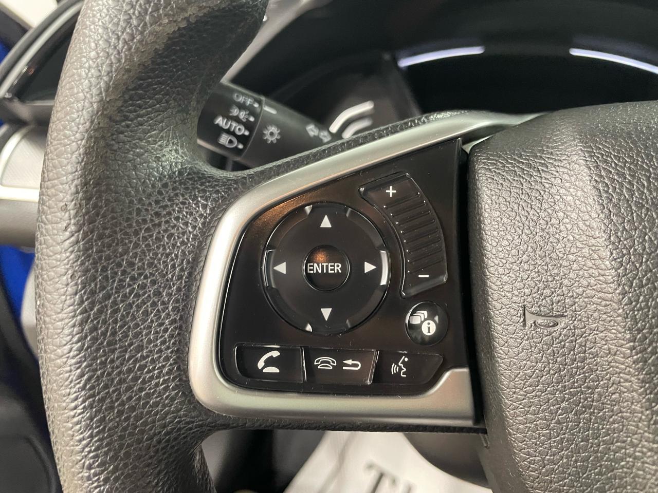 2017 Honda Civic 4dr Man LX Photo30