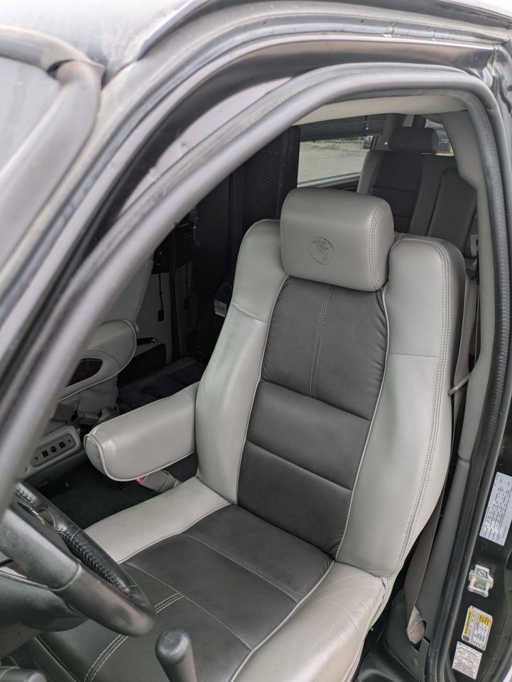 2018 GMC Savana LS - Photo #9