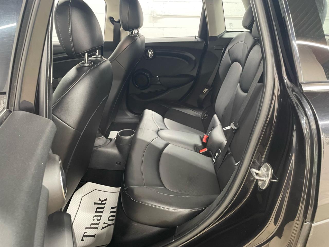 2018 MINI Cooper Cooper FWD
