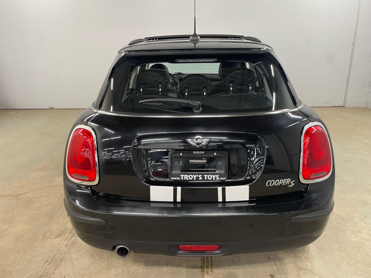 2018 MINI Cooper Cooper FWD