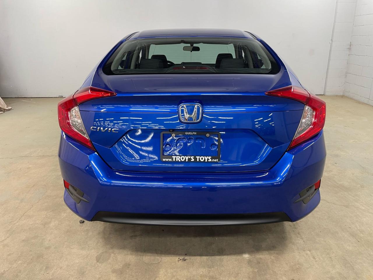 2017 Honda Civic 4dr Man LX