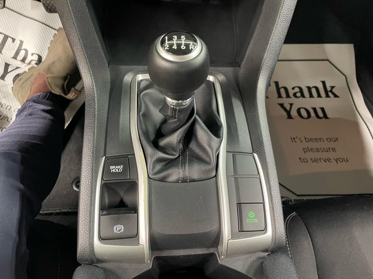 2017 Honda Civic 4dr Man LX