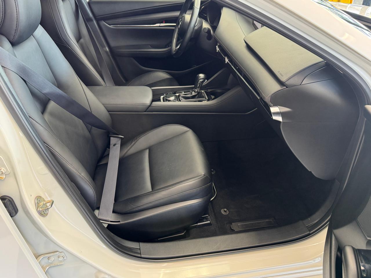 2019 Mazda MAZDA3 GS AWD+Leather+Adaptive Cruise+CLEAN CARFAX Photo79