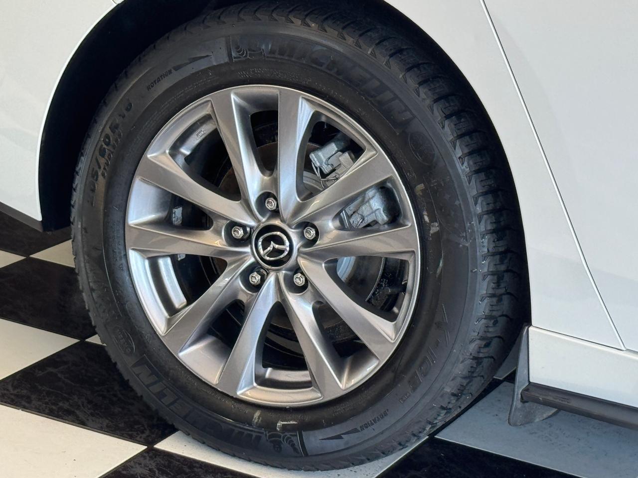 2019 Mazda MAZDA3 GS AWD+Leather+Adaptive Cruise+CLEAN CARFAX Photo49