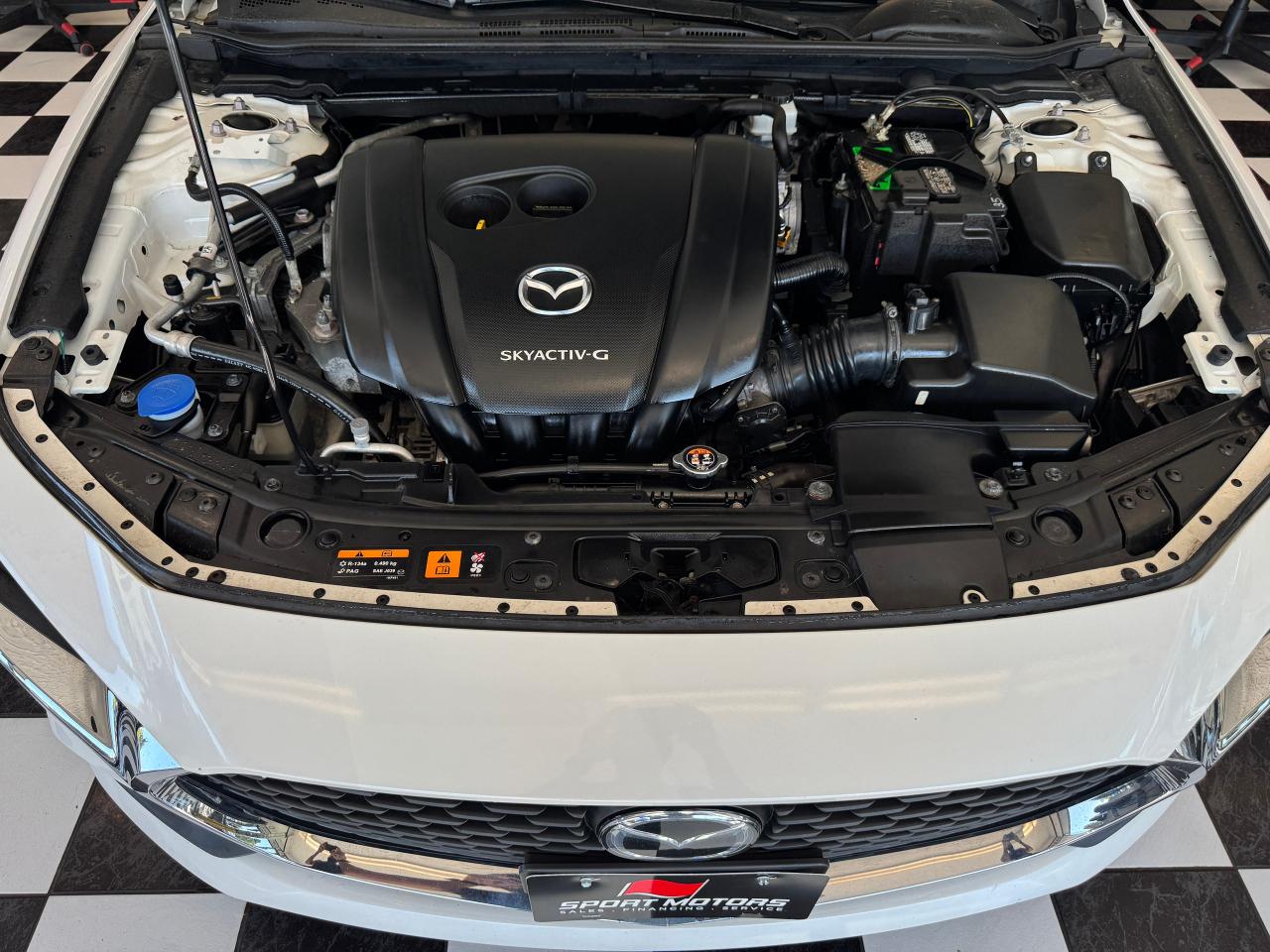 2019 Mazda MAZDA3 GS AWD+Leather+Adaptive Cruise+CLEAN CARFAX Photo68