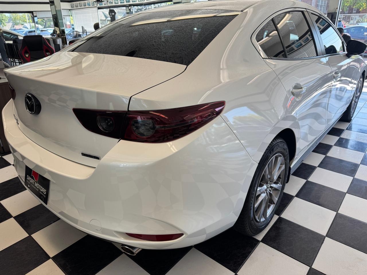 2019 Mazda MAZDA3 GS AWD+Leather+Adaptive Cruise+CLEAN CARFAX - Photo #40