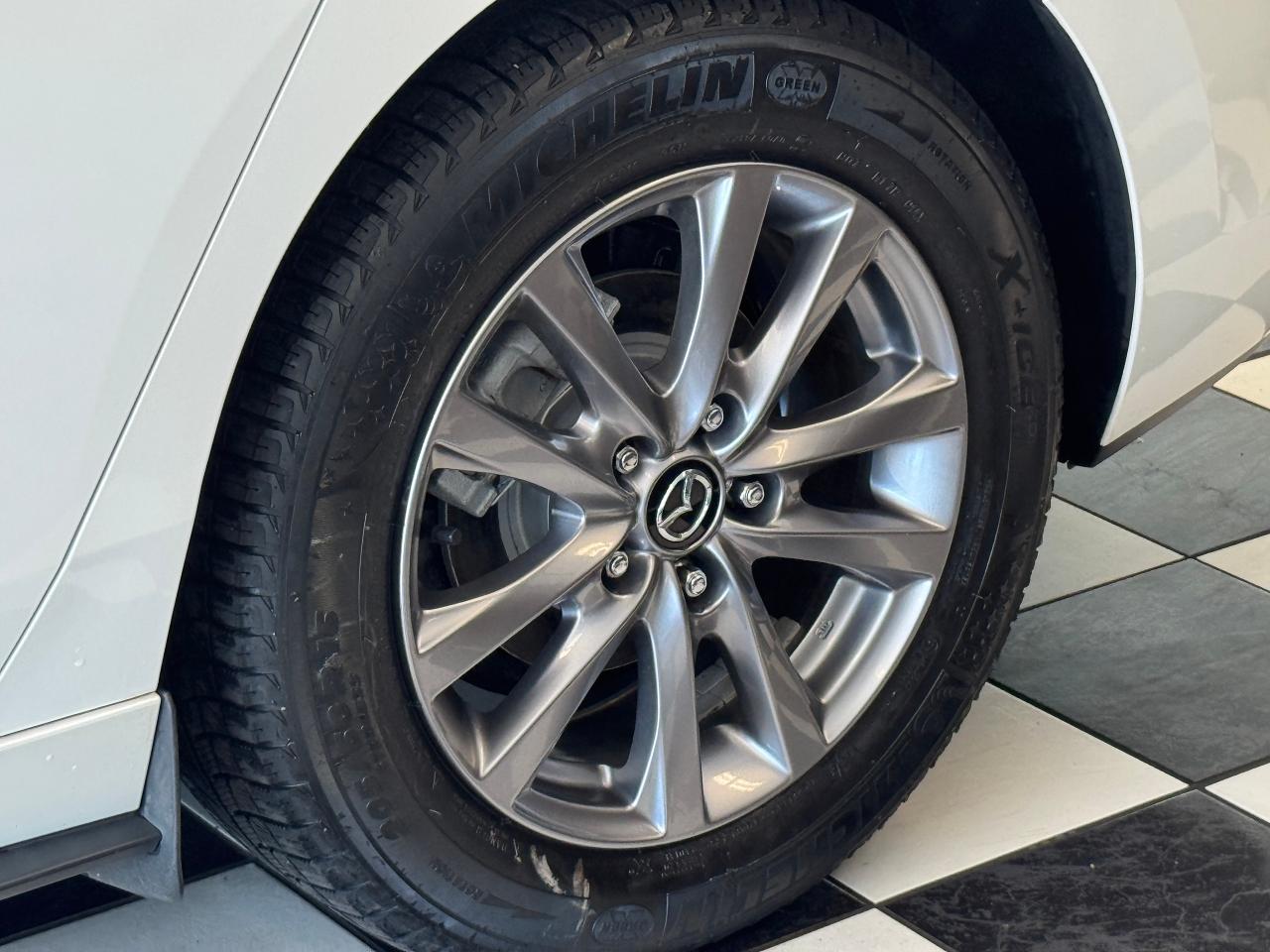 2019 Mazda MAZDA3 GS AWD+Leather+Adaptive Cruise+CLEAN CARFAX - Photo #48