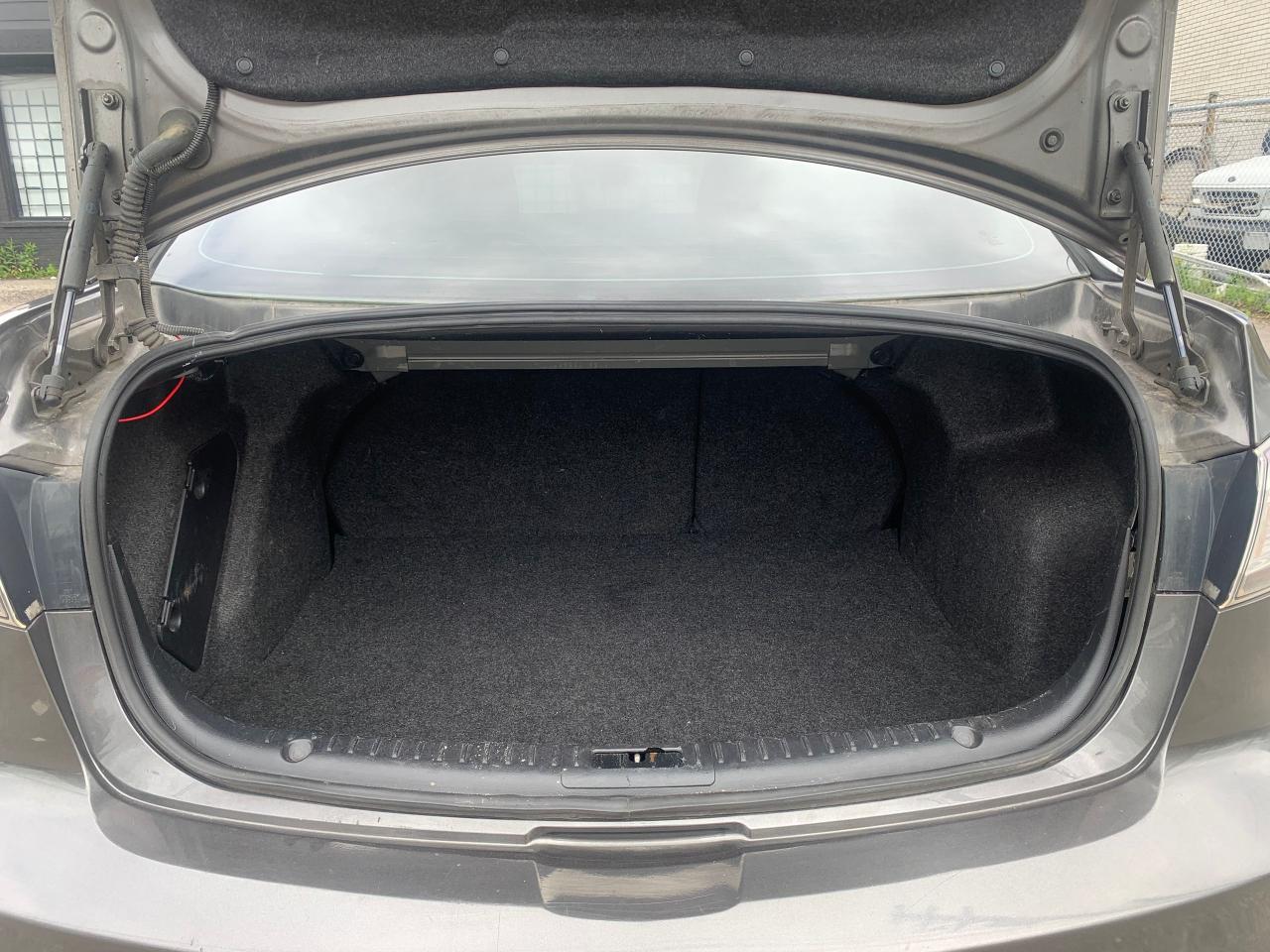 2010 Mazda MAZDA3 GX Photo