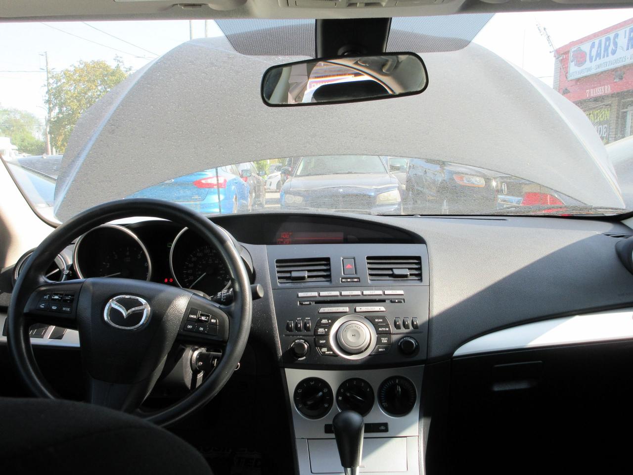 2010 Mazda MAZDA3 GX Photo