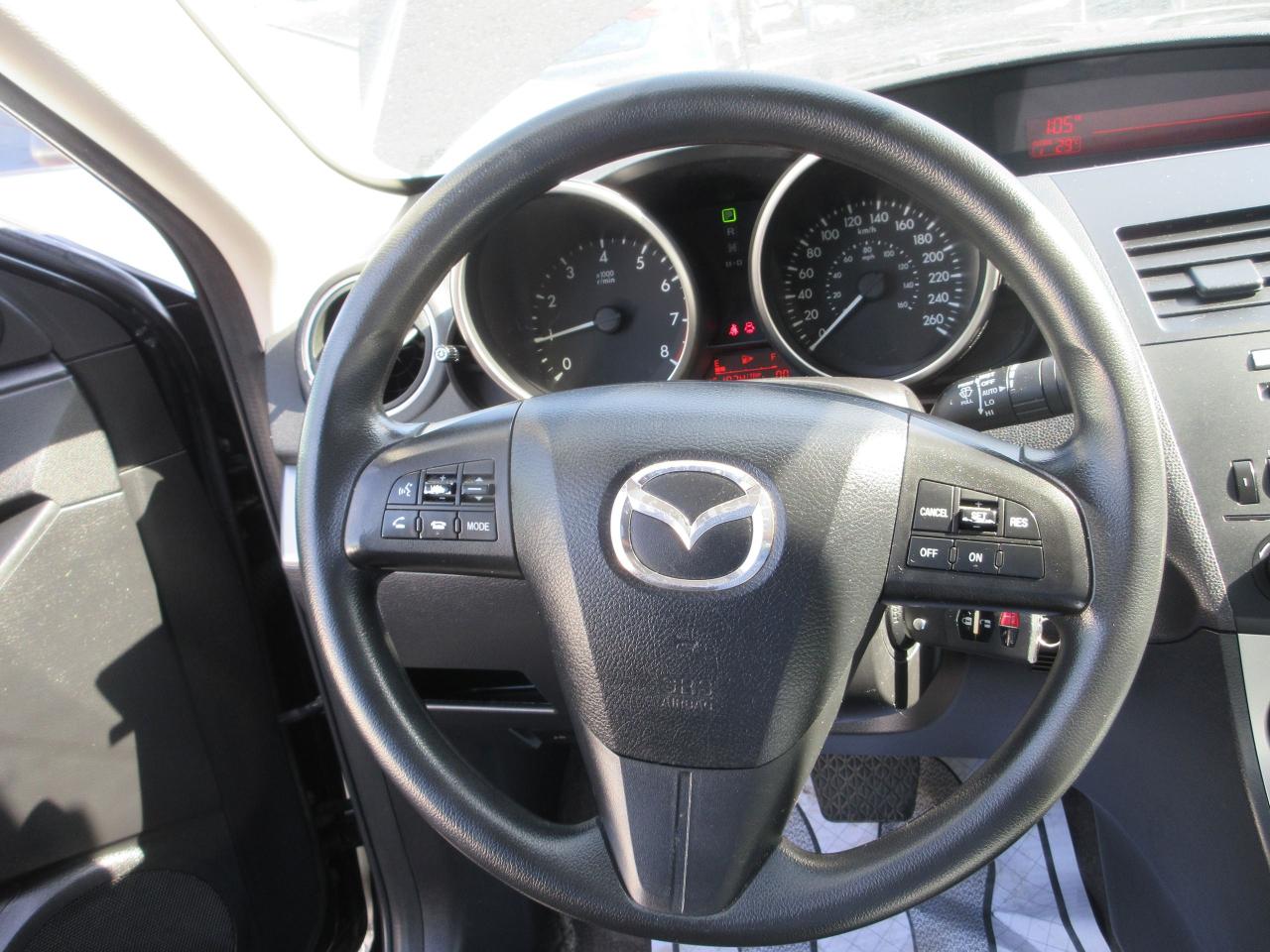2010 Mazda MAZDA3 GX Photo