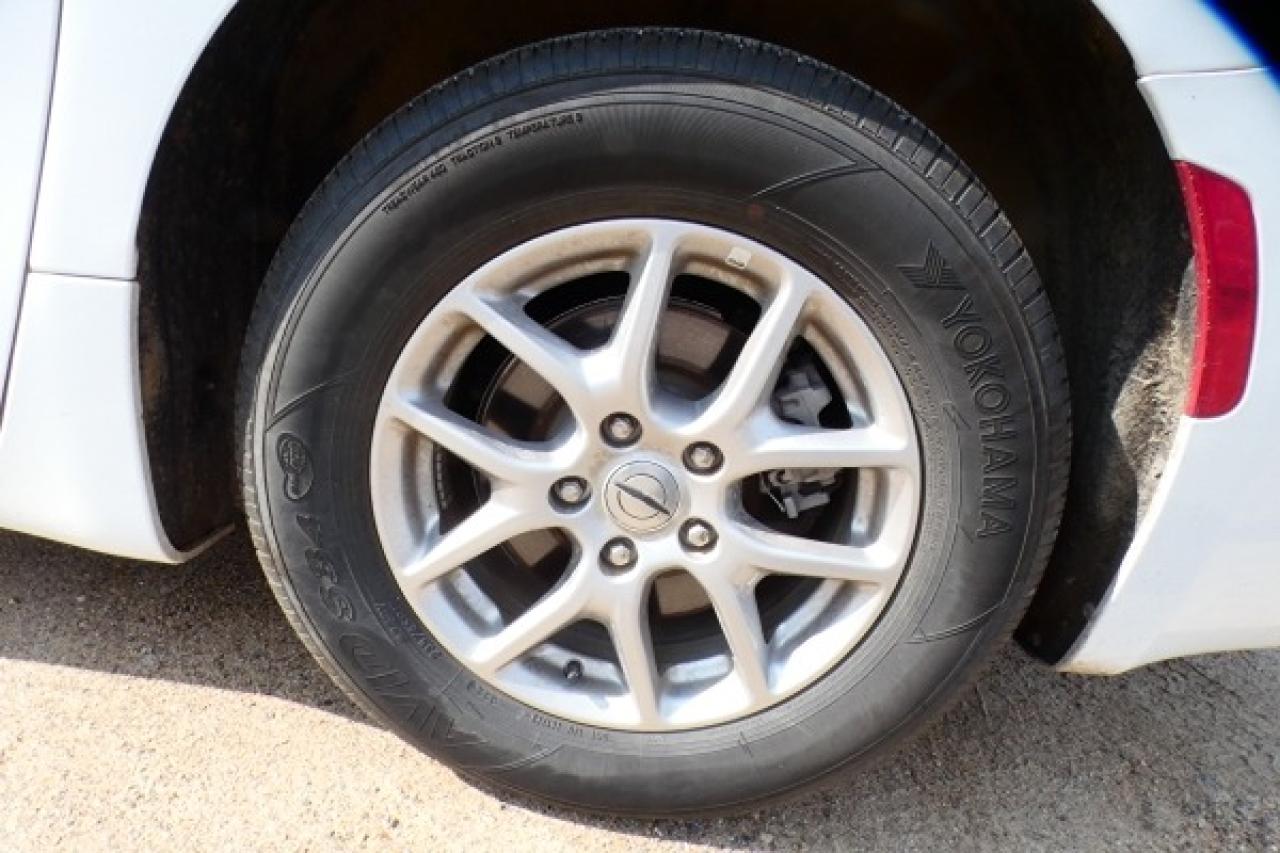2024 Chrysler Pacifica Touring-L FWD w/Htd Leather, BUC - Photo #16