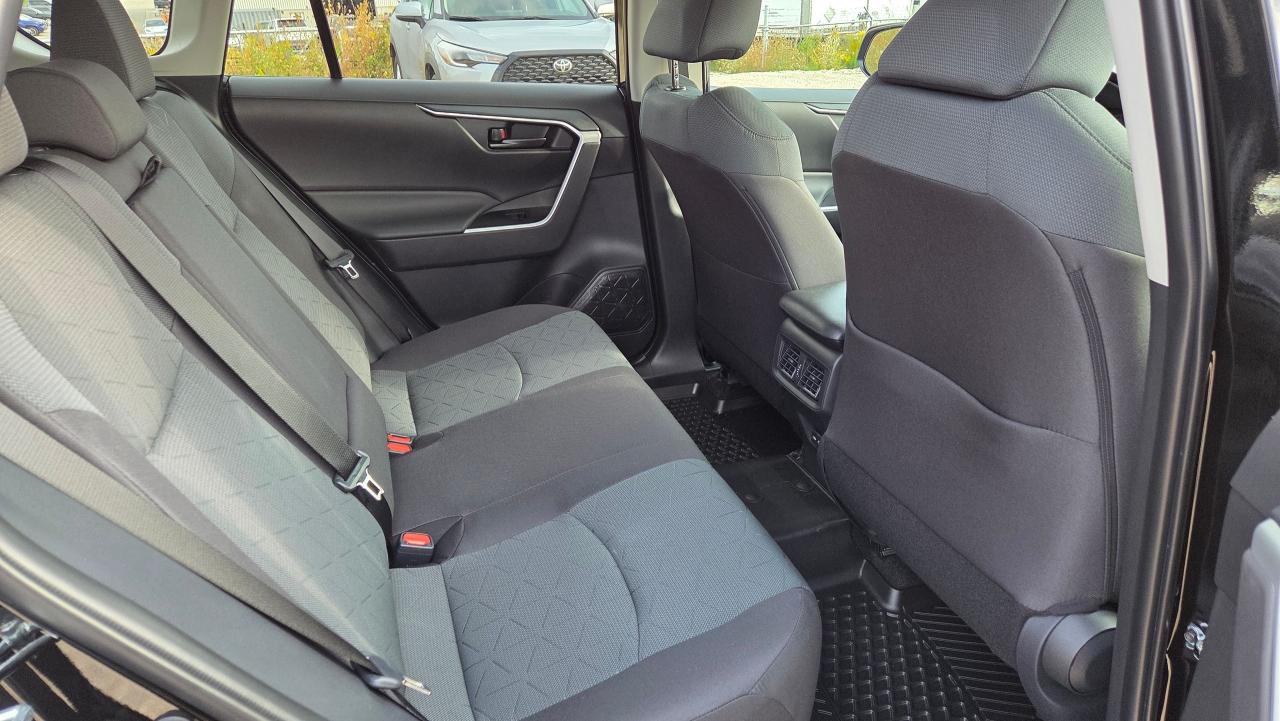 2025 Toyota RAV4 LE AWD - Photo #8
