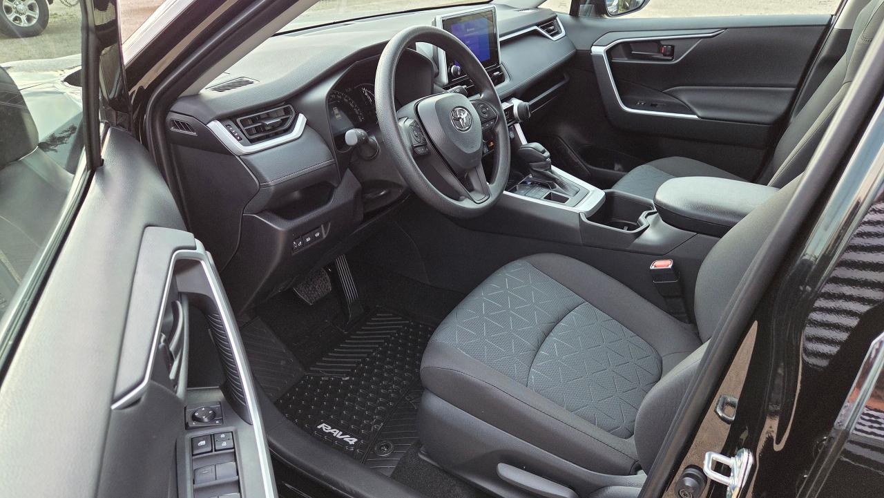 2025 Toyota RAV4 LE AWD - Photo #9