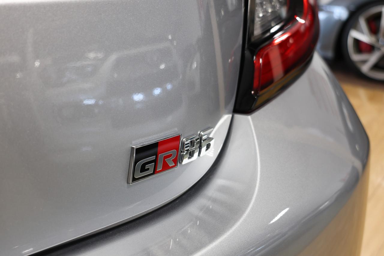 2025 Toyota GR86 Premium - BLINDSPOT|CAMERA|HEATED SEAT|PUSH START - Photo #6