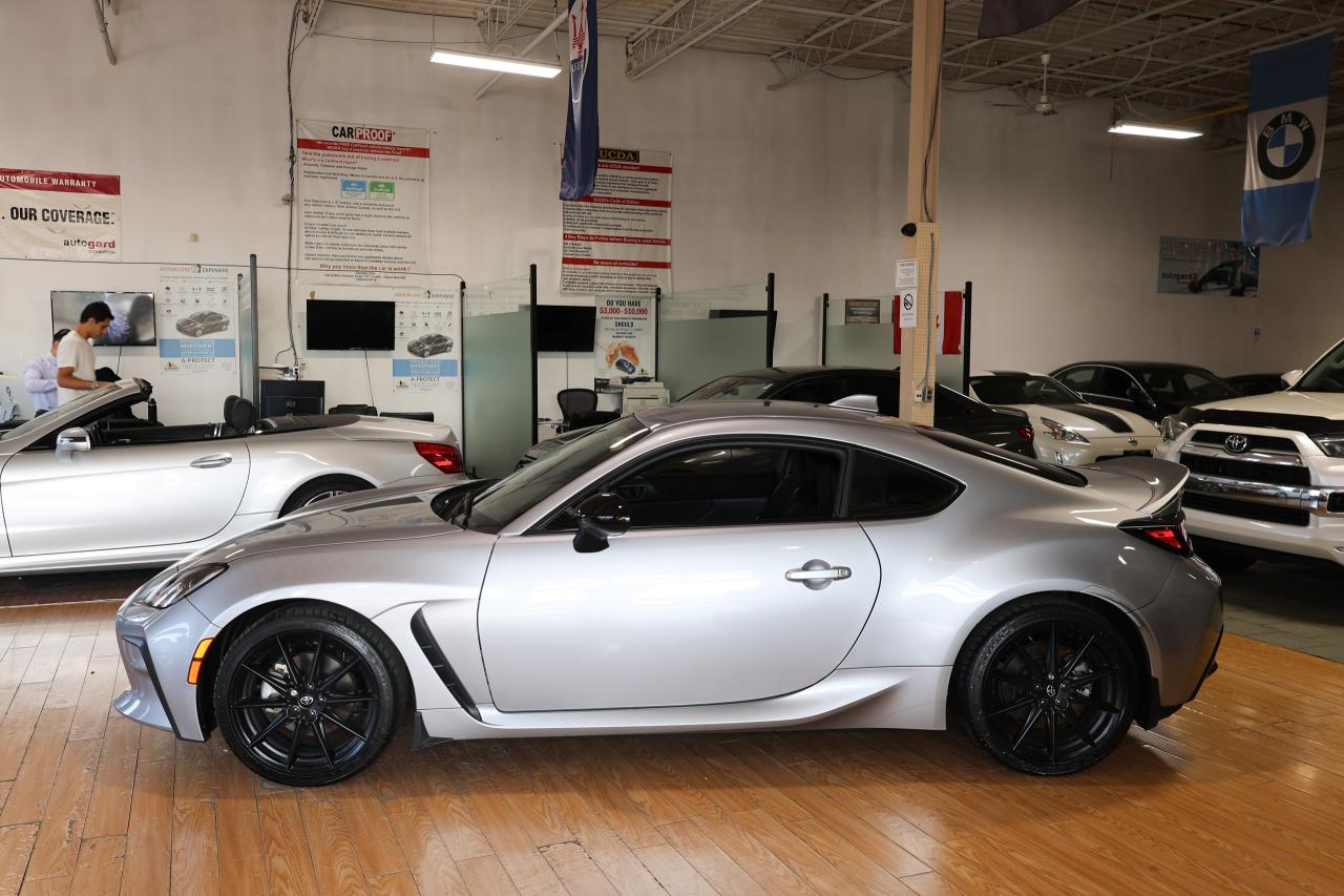 2025 Toyota GR86 Premium - BLINDSPOT|CAMERA|HEATED SEAT|PUSH START Photo2