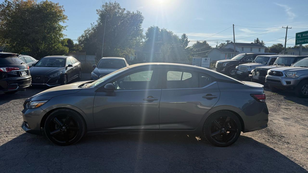 2022 Nissan Sentra SR - Photo #2