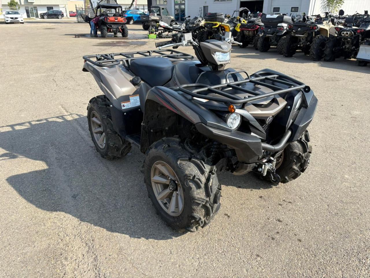 2024 Yamaha Grizzly 700 EPS SE CANADIAN EDITION - Photo #8
