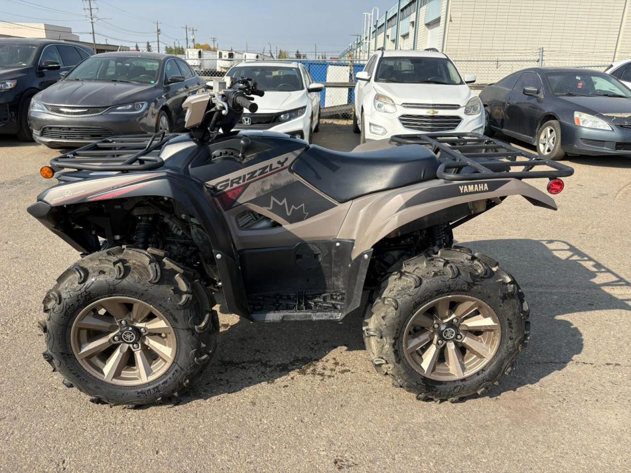 2024 Yamaha Grizzly 700 EPS SE CANADIAN EDITION - Photo #7