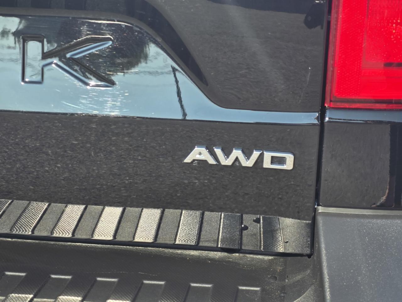 2023 Ford Maverick LARIAT AWD - Photo #10