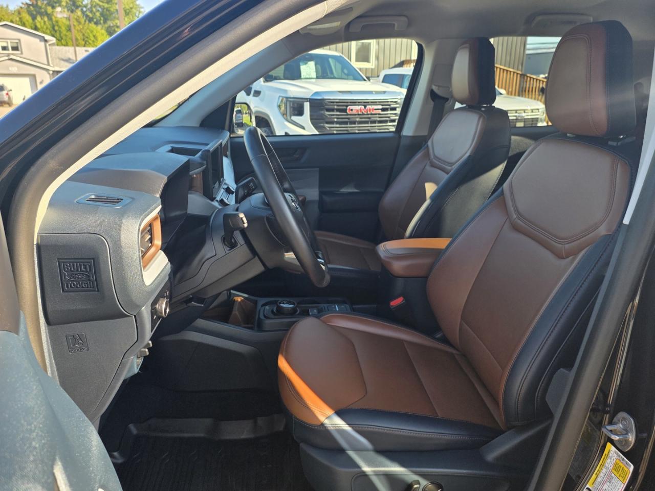 2023 Ford Maverick LARIAT AWD - Photo #15