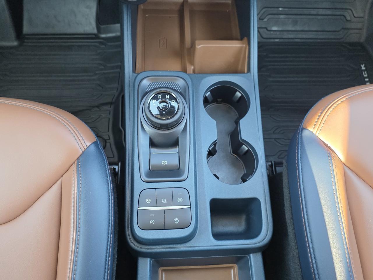 2023 Ford Maverick LARIAT AWD - Photo #18