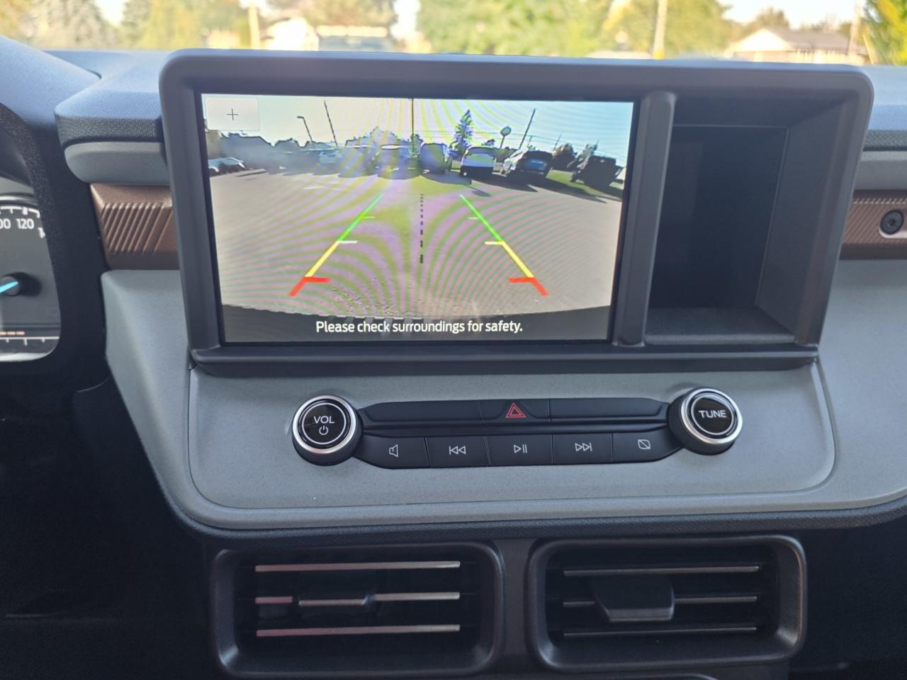 2023 Ford Maverick LARIAT AWD - Photo #19